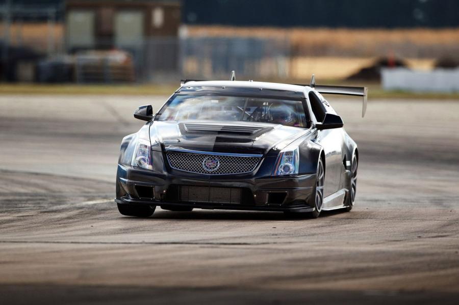  Cadillac CTS-V Coupe SCCA Race Car 2011 года  (фото 12 из 26)